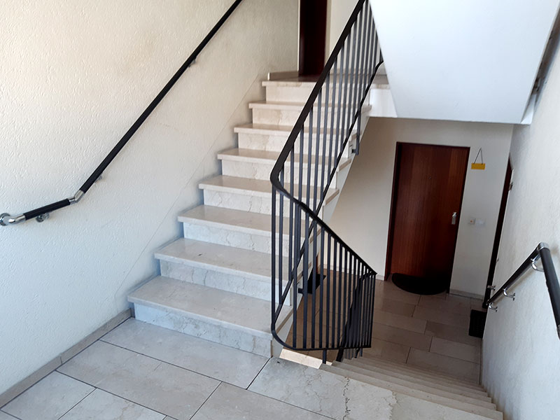 Beidseitiger Handlauf