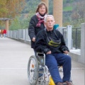 Gehwege und Parkplätze